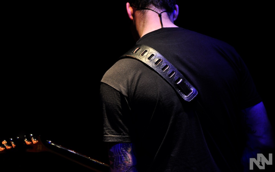 fertig verlegte Armierungseisen mit Arbeiter